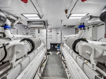 The Ultimate Yacht Buying Checklist: What to Know Before You Sign image