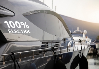 Silent Seas: The Rise of Hybrid and Electric Yachts blog image